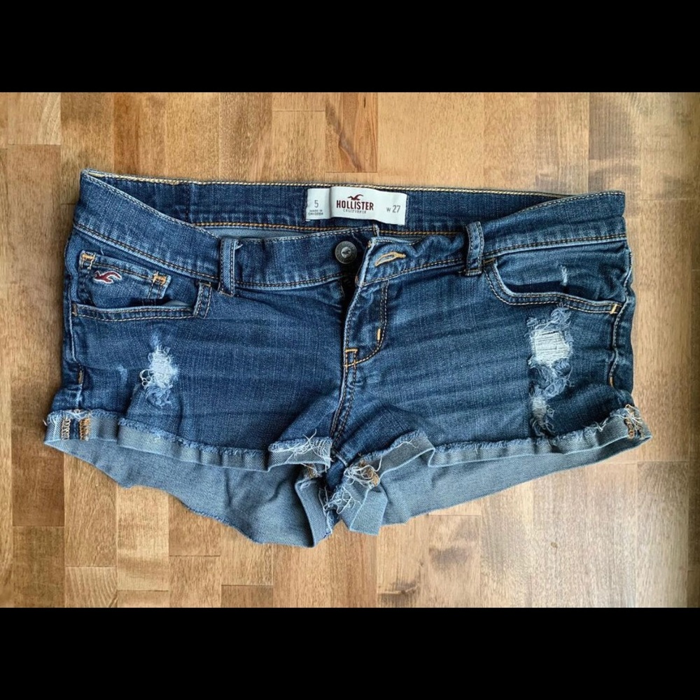 HOLLISTER Shorts